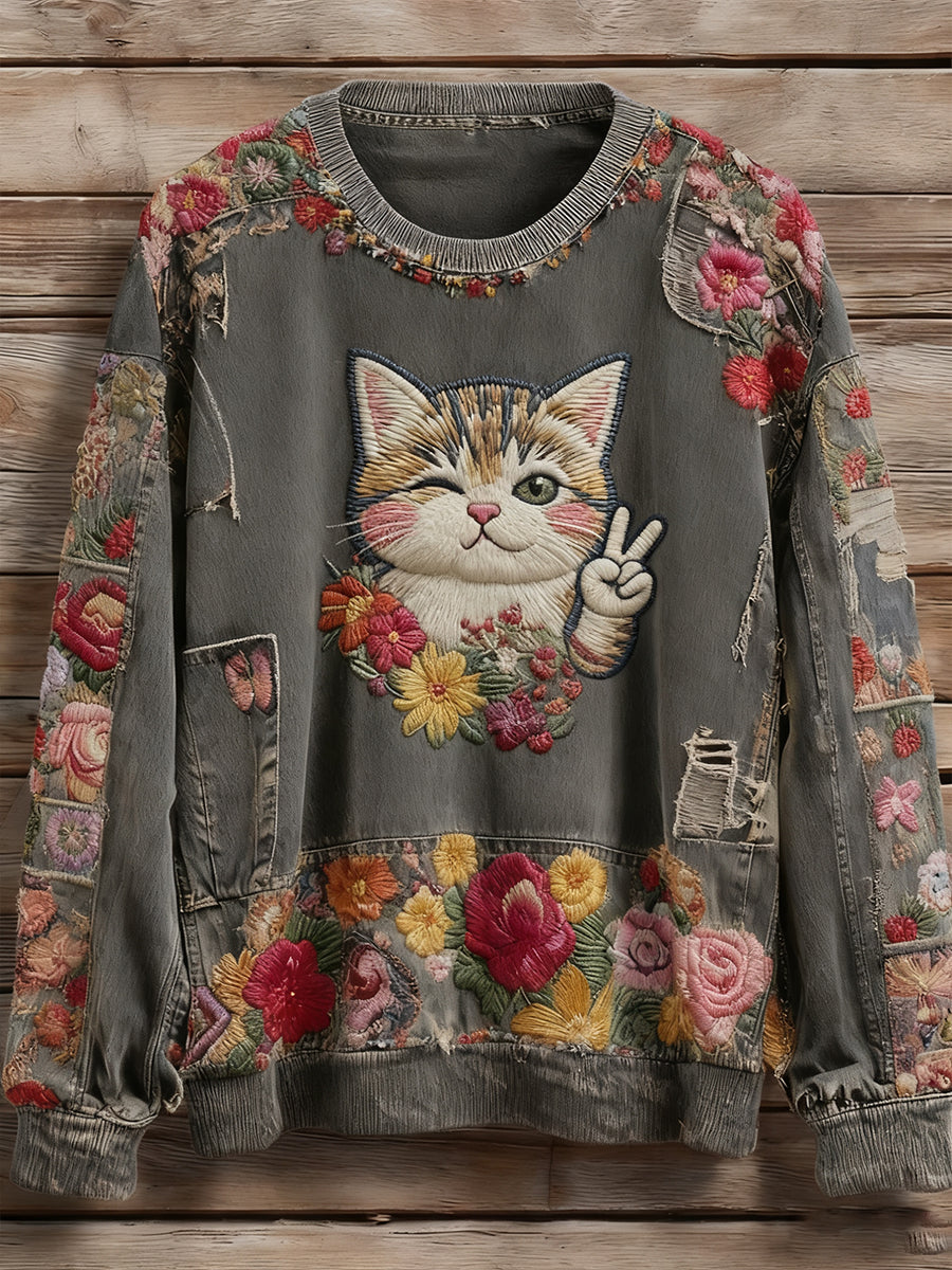 Women's Vintage Patchwork Flower Cat Art Print Sweatshirt